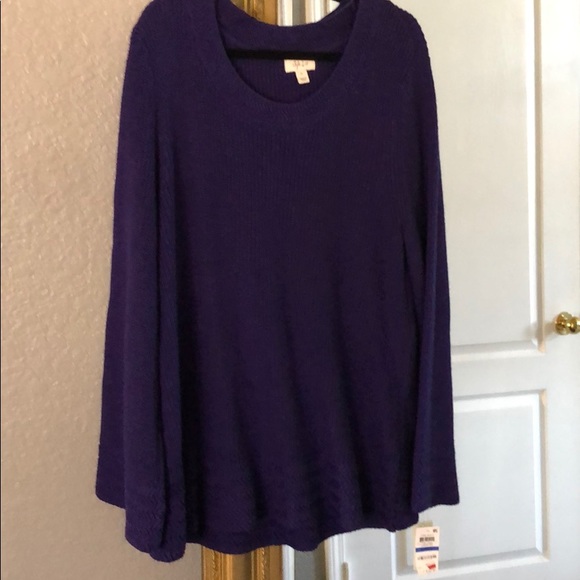 Sweater - Picture 1 of 5